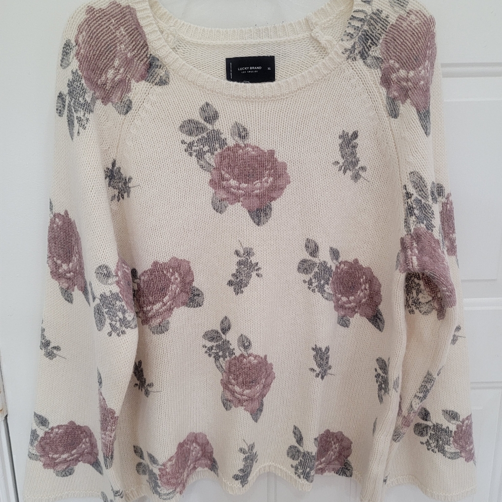 Lucky Rosebud sweater